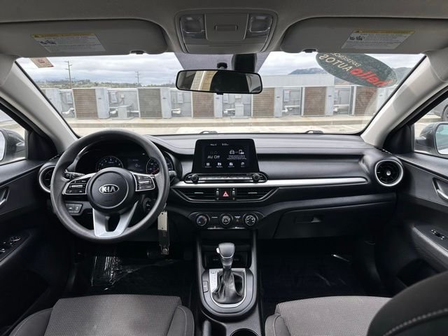 Used 2020 Clear White Kia LXS image 13