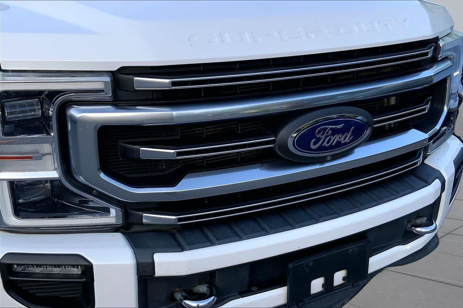 Used 2022 Star White Metallic Tri-Coat Ford Platinum image 27