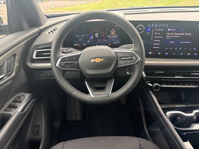 2027 Chevrolet Traverse LT - Photo 14