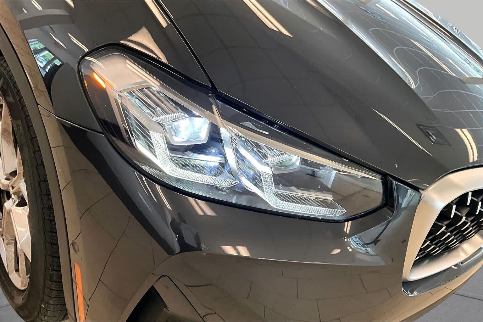 Used 2022 Dark Graphite Metallic BMW xDrive30i image 25