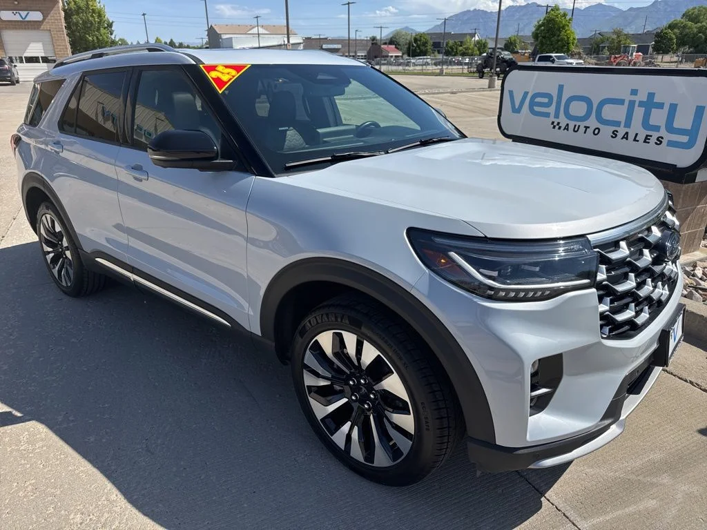2025 Ford Explorer's photo