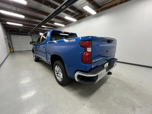 2022 Chevrolet Silverado 1500 LT - Photo 6