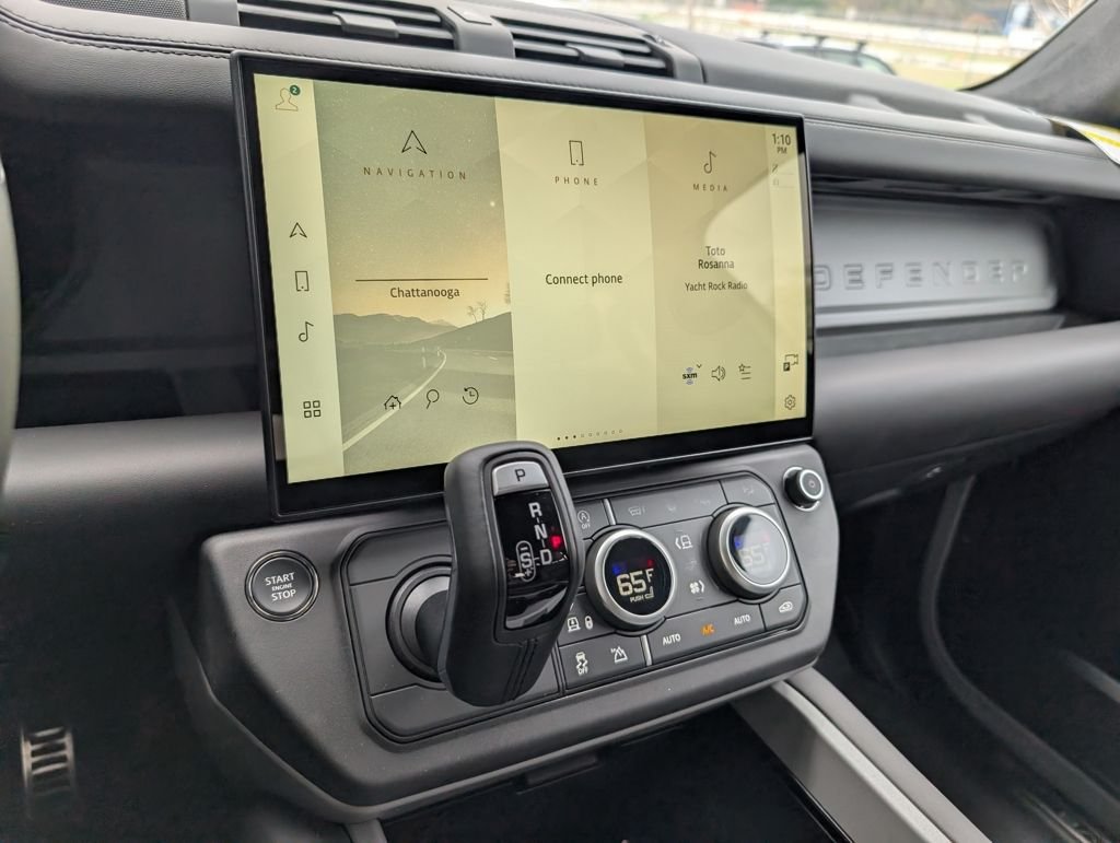 New 2026 Fuji White Land Rover V8 image 27