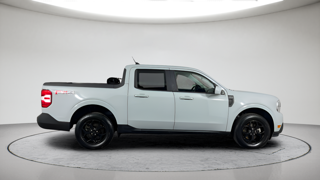 Used 2023 Cactus Ford Lariat image 2