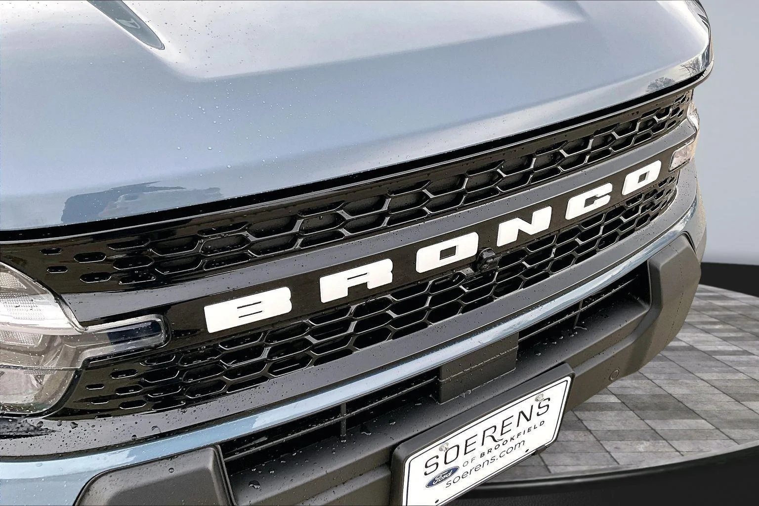 New 2025 Azure Gray Metallic Tri-Coat Ford Outer Banks® image 23