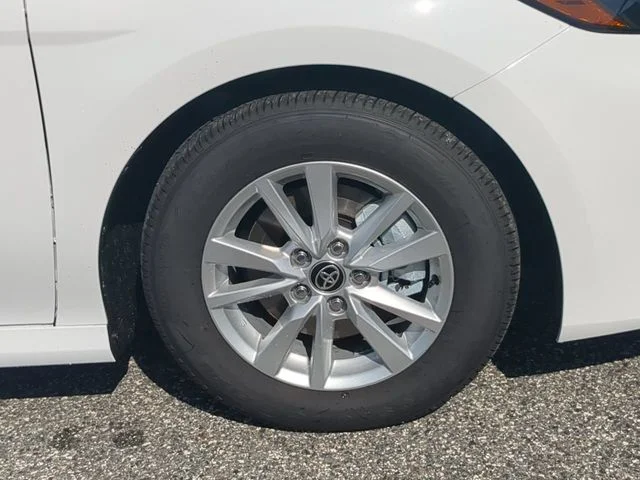 New 2026 Ice Cap Toyota LE image 11
