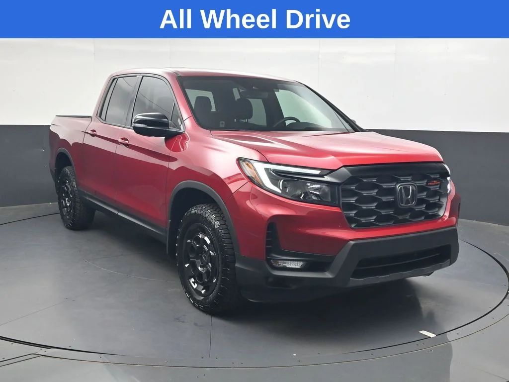 Used 2026 Radiant Red Metallic II Honda TrailSport+ image 2