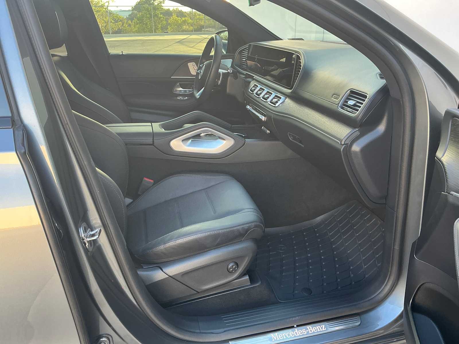 Certified Used 2025 Selenite Grey Metallic Mercedes-Benz GLE 450 image 11