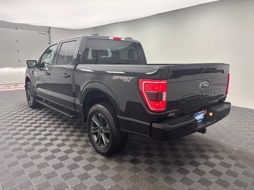 Used 2023 Black Ford XLT image 11