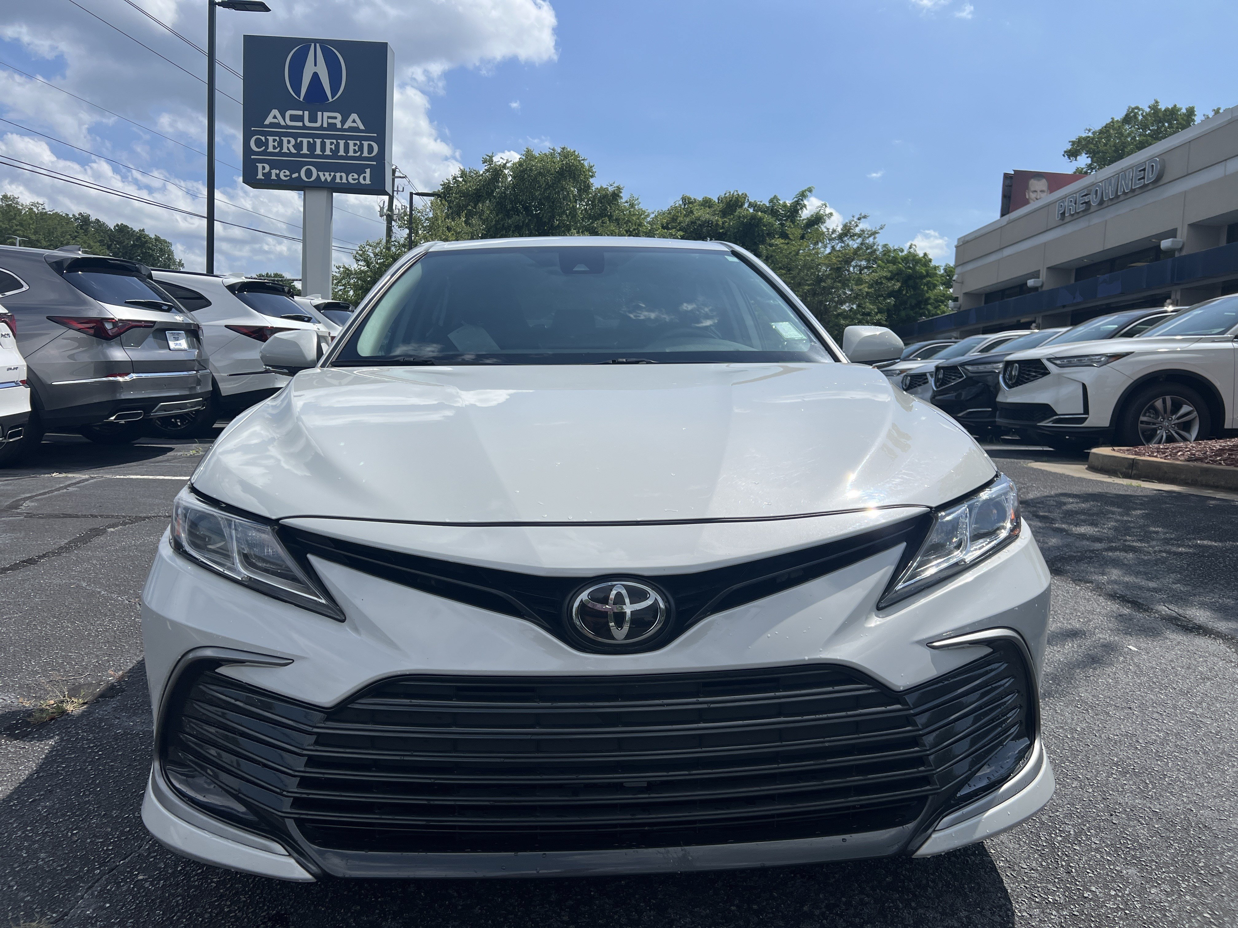 Used 2024  Toyota LE image 10
