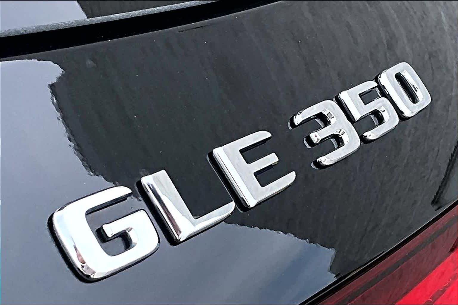 Used 2022 Black Mercedes-Benz GLE 350 image 28