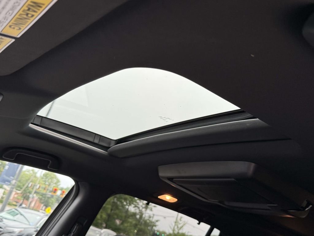 Used 2021 Black Honda Black Edition image 4
