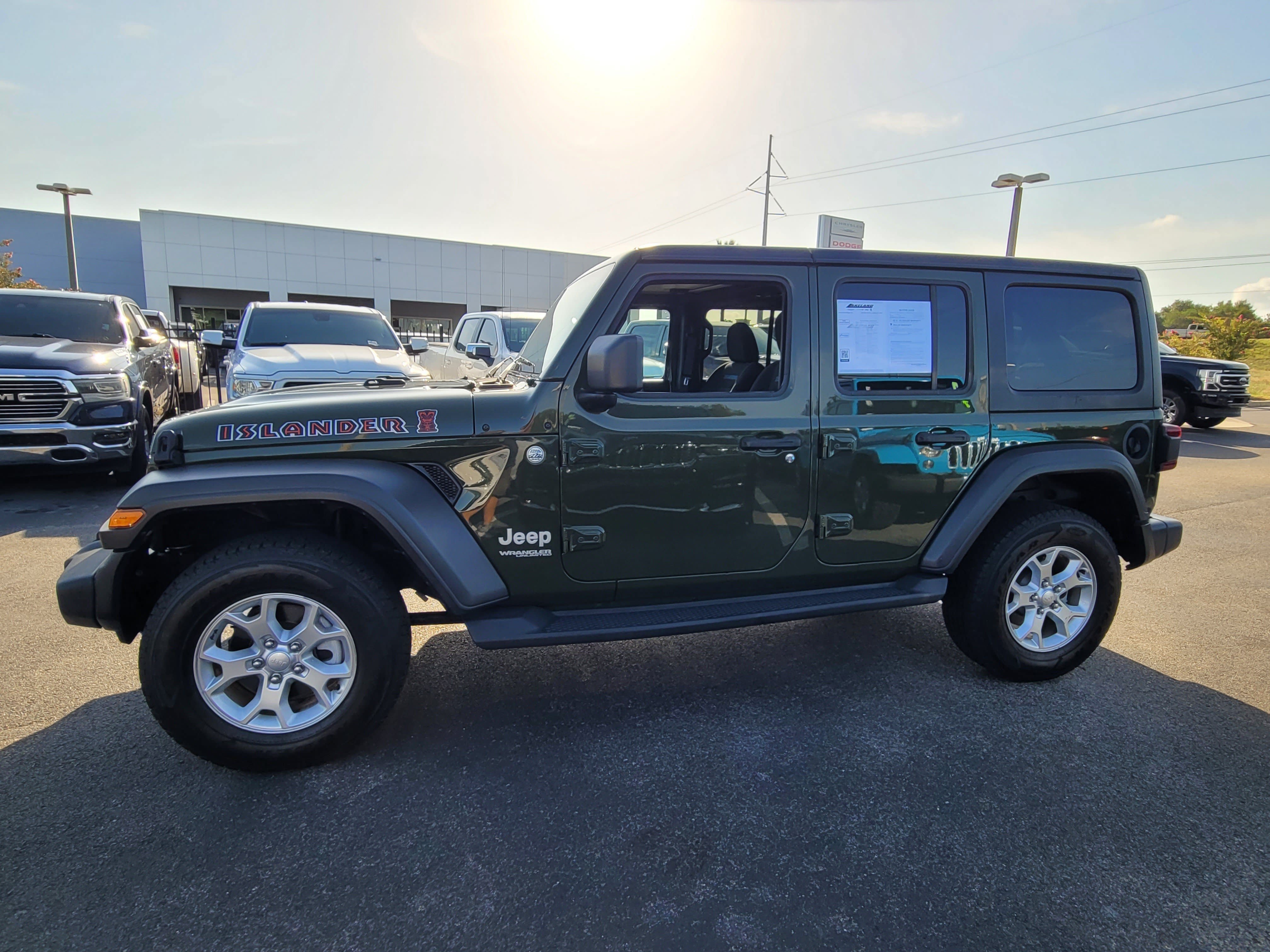 Used 2021 Sarge Green Clearcoat Jeep Unlimited Islander image 7