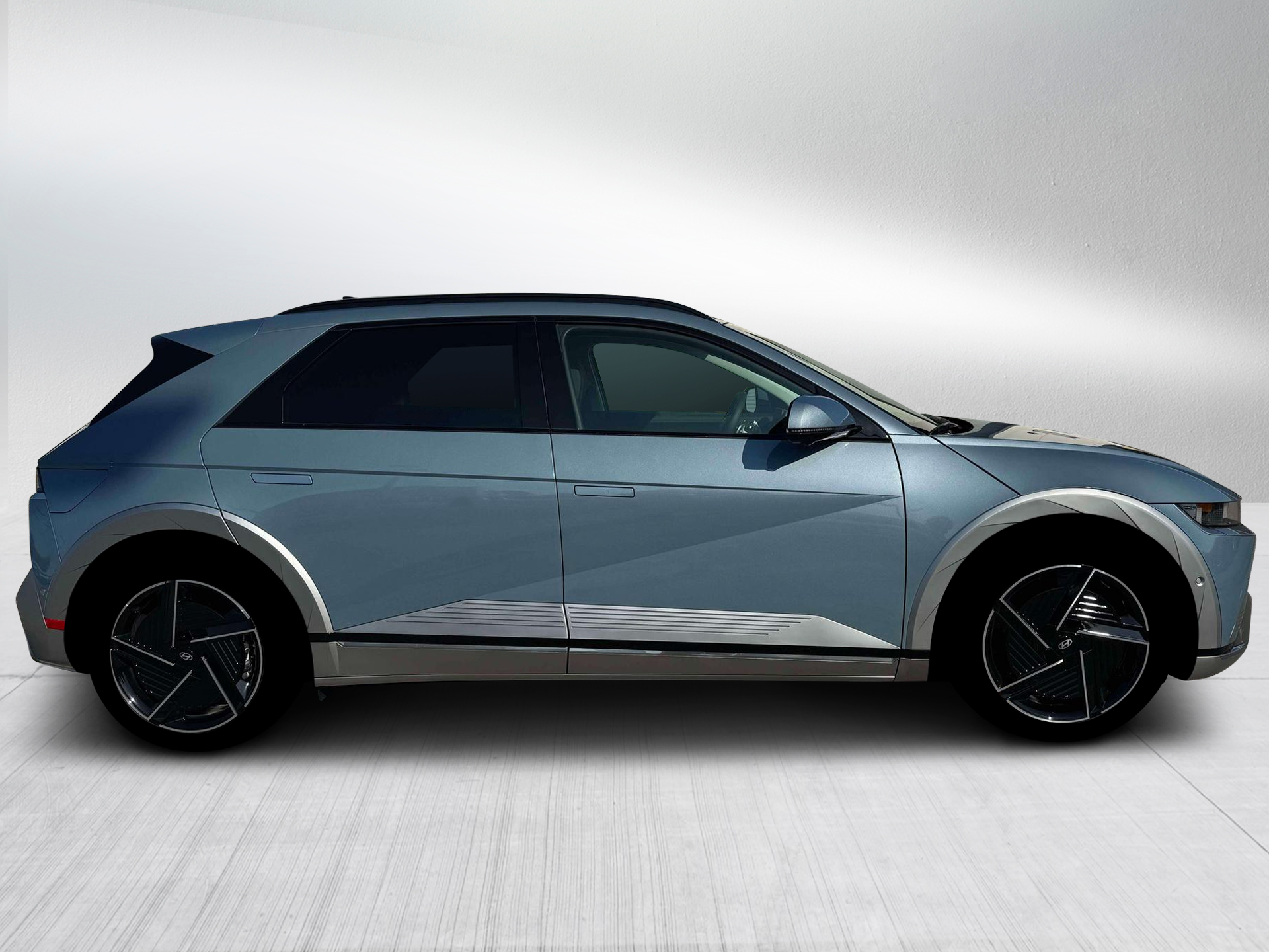 New 2026 Lucid Blue Hyundai Limited image 9