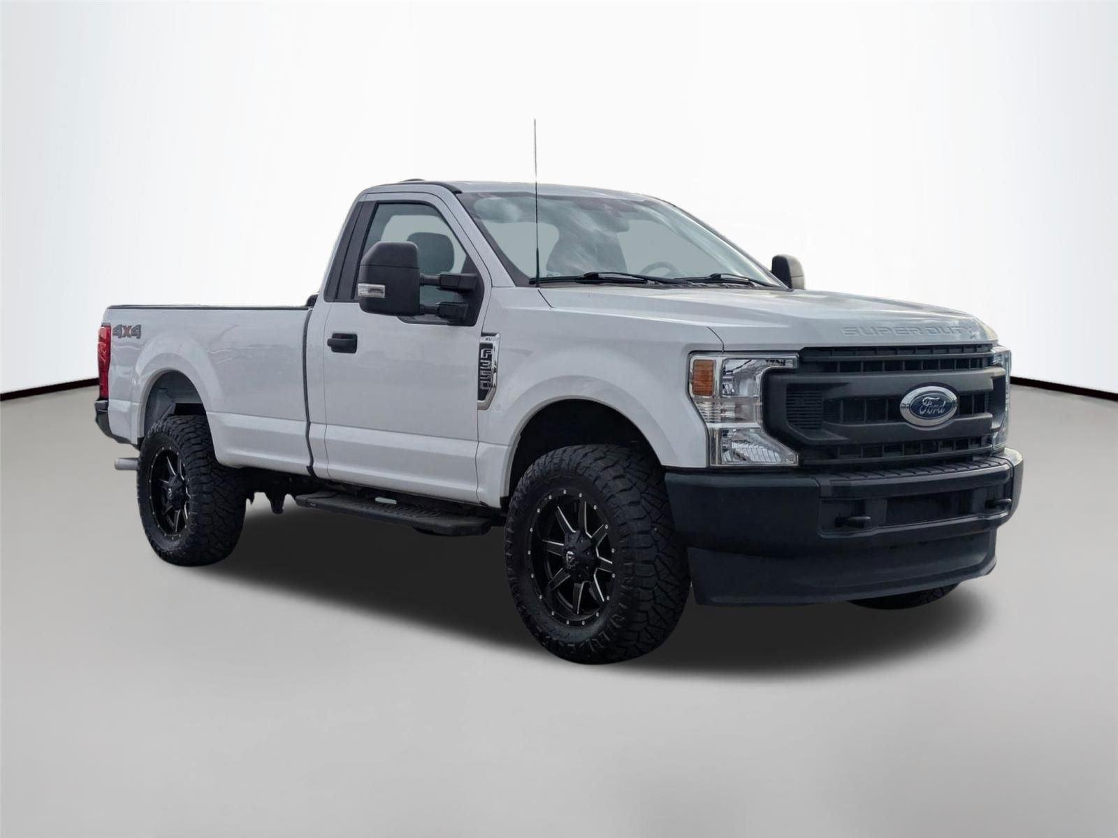 Used 2022 Oxford White Ford XL image 3
