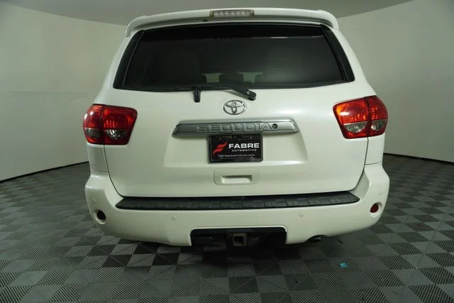 Used 2015 White Toyota Platinum image 6