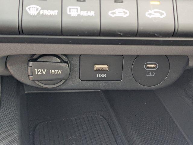 New 2026 White Hyundai SEL Sport Premium image 21