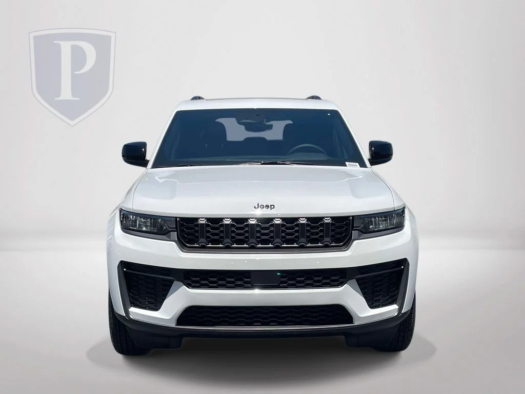 New 2026 Bright White Clear-Coat Exterior Paint Jeep Altitude image 3