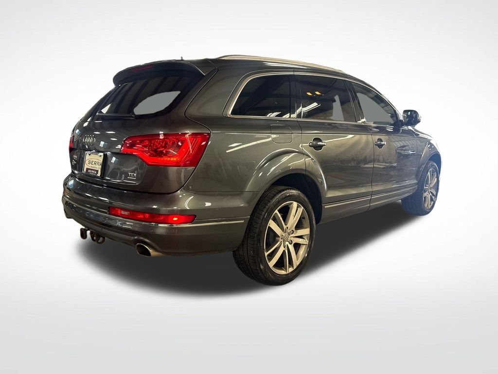Used 2014  Audi  image 5