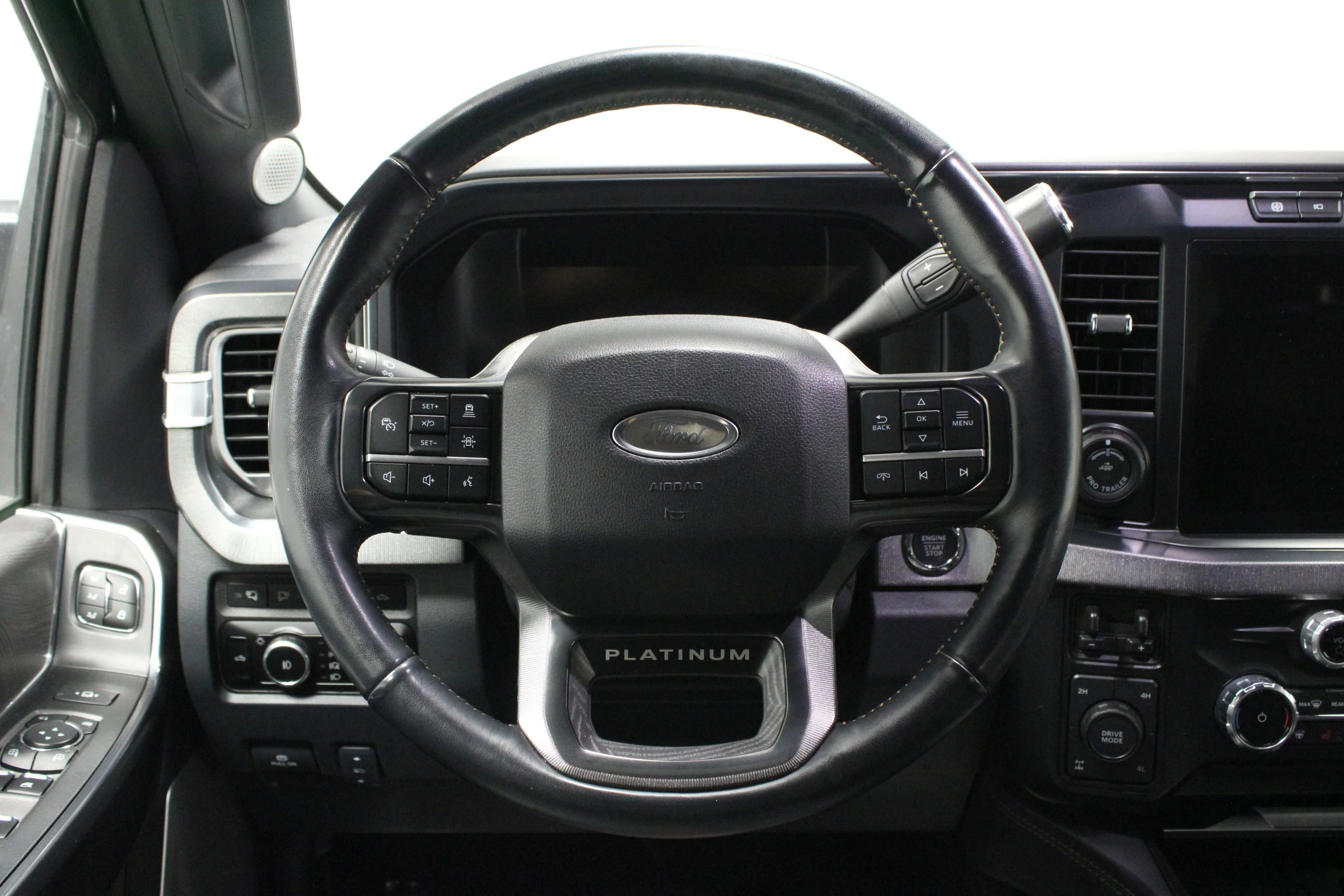 Used 2024 Agate Black Metallic Ford Platinum image 24