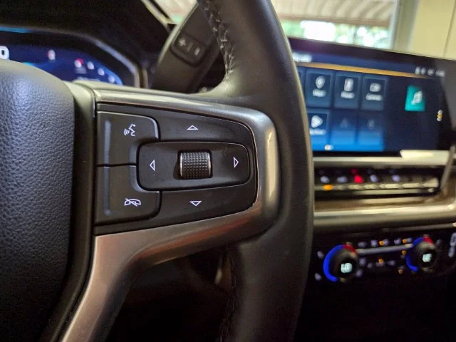 Used 2024 Lakeshore Blue Metallic Chevrolet LT (2FL) image 25