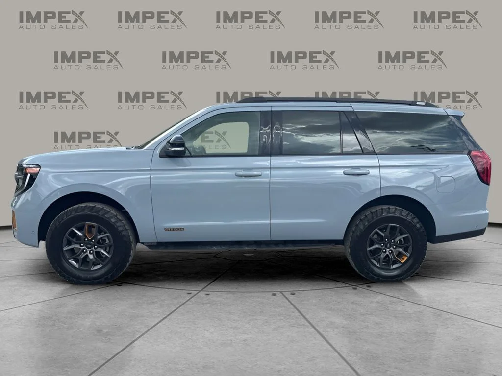 Used 2025 Gray Ford Tremor image 2