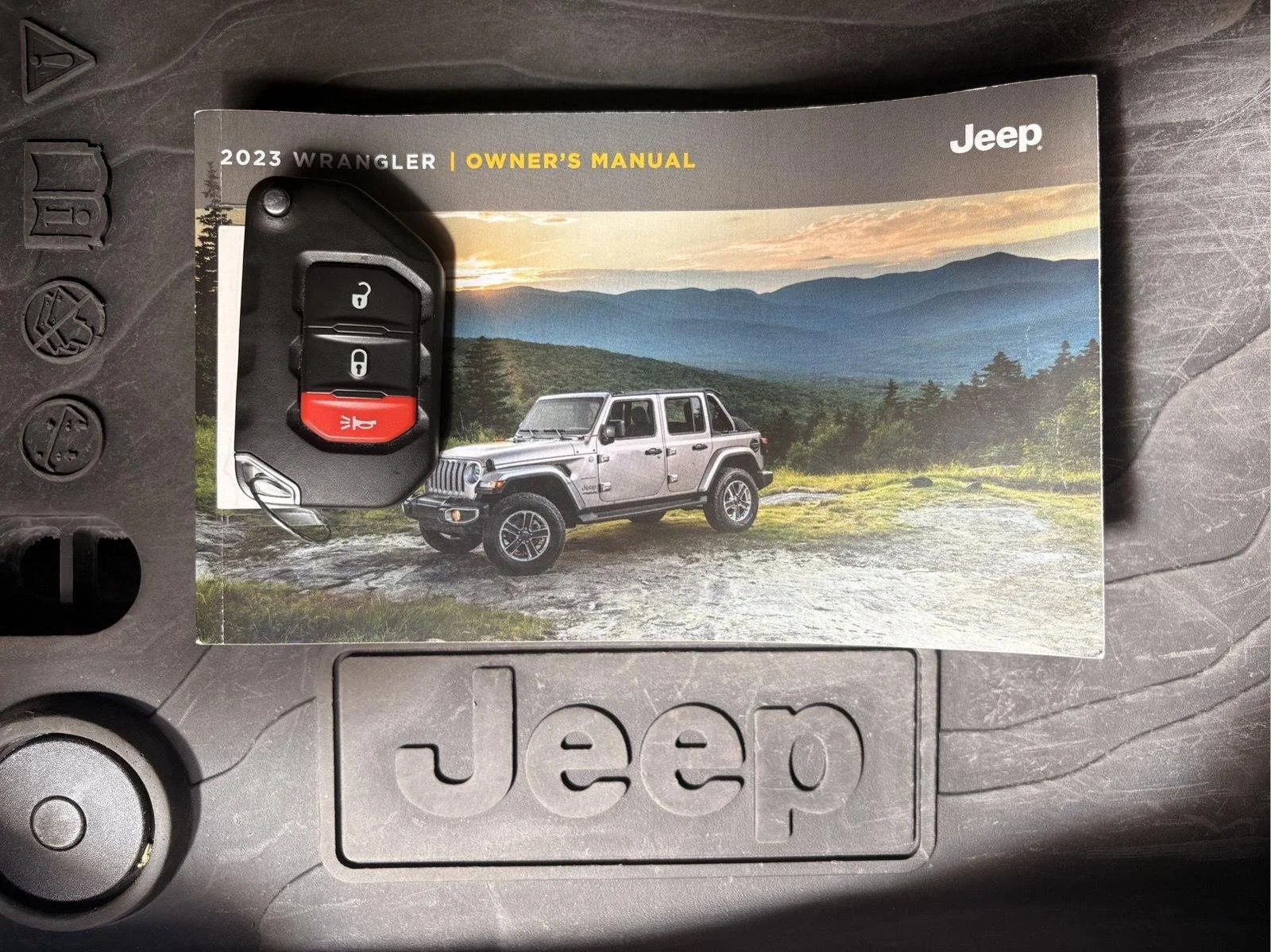 Used 2023 Silver Zynith Clearcoat Jeep Willys image 22