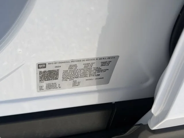 Used 2024 Iridescent Pearl Tricoat Chevrolet Premier image 40