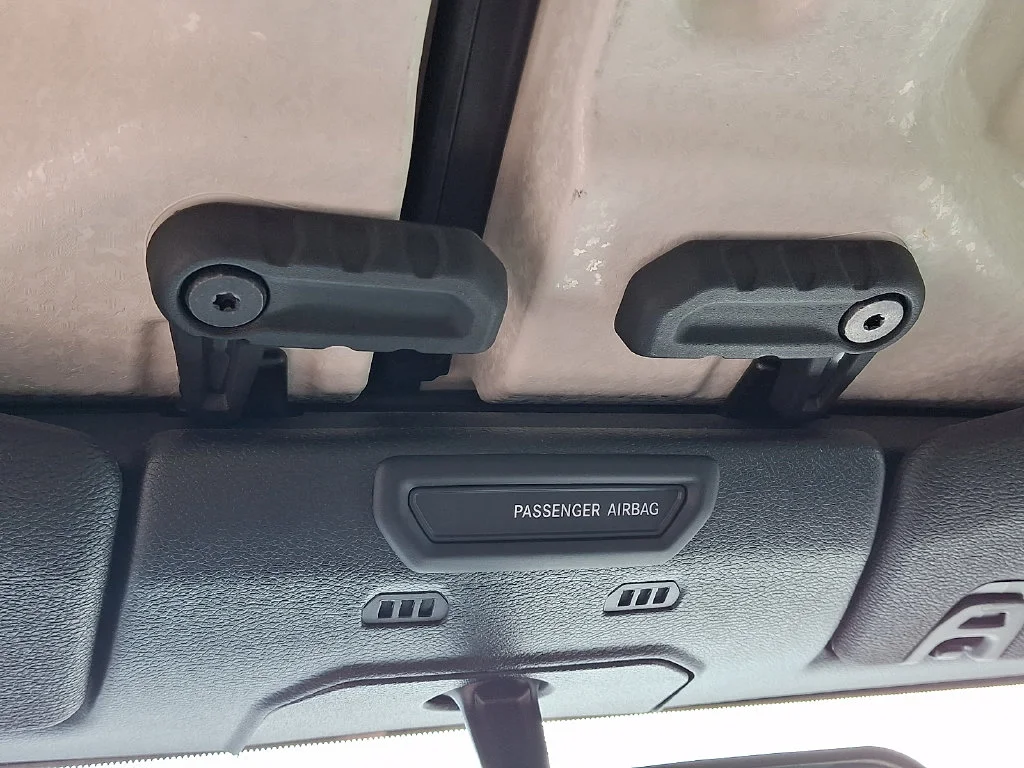 Used 2019 Silver Jeep Unlimited Sport S image 23