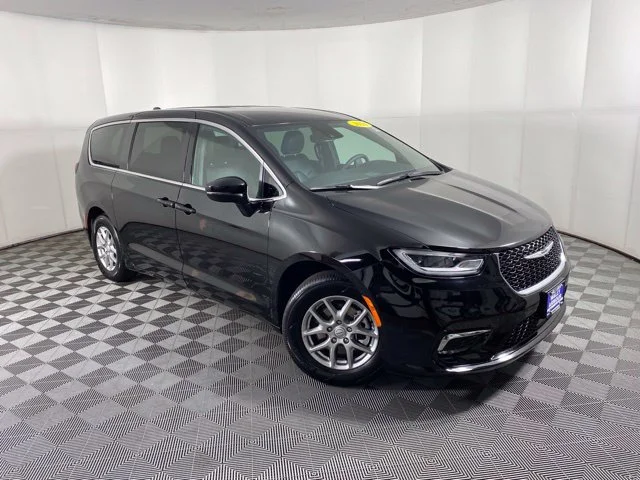 2026 Chrysler Pacifica