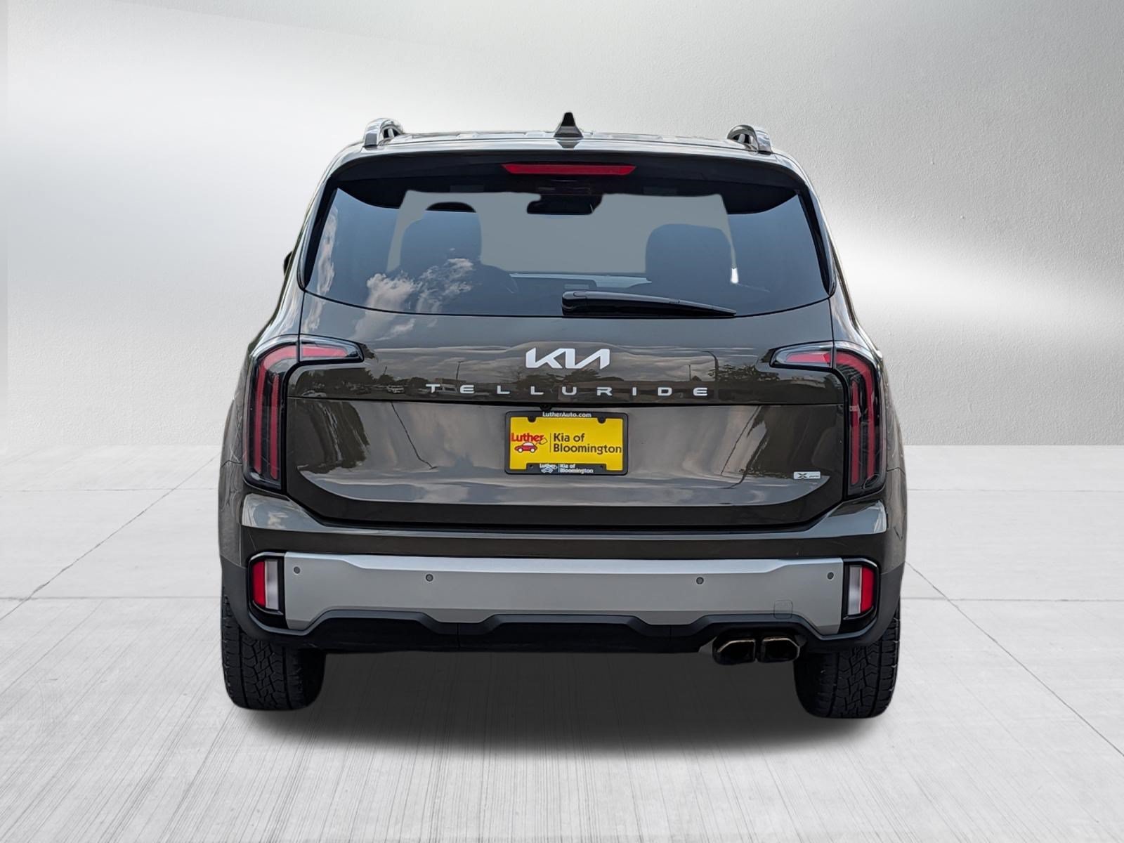 Certified Used 2023 Dark Moss Kia SX X-Pro image 6