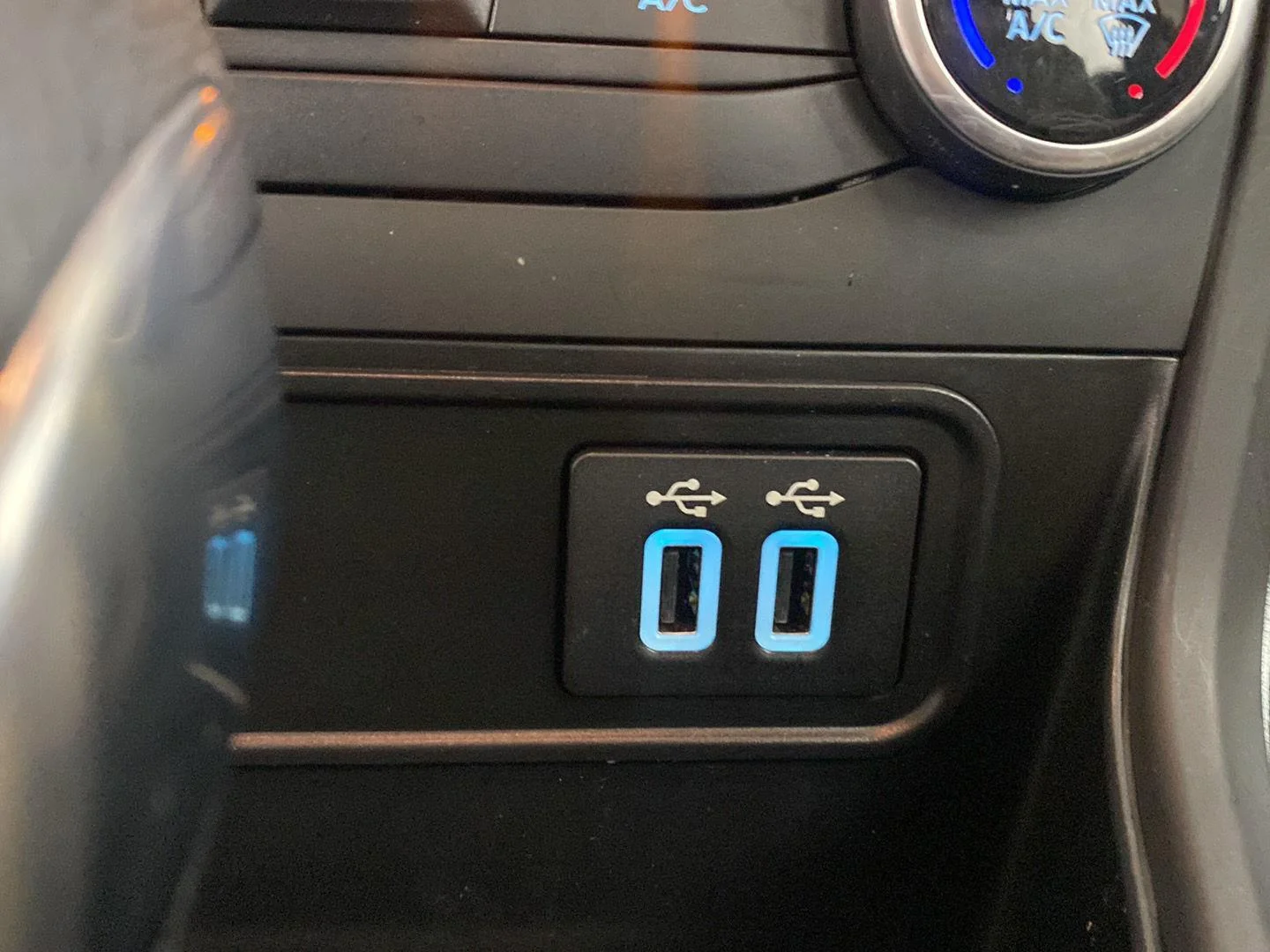 Used 2022 Shadow Black Ford S image 6