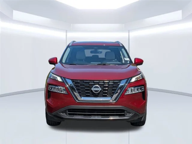Used 2023 Red Nissan SL image 10