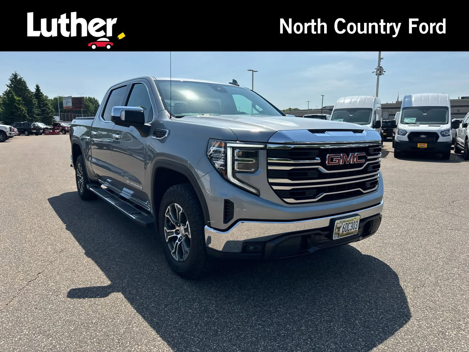 2024 GMC Sierra 4WD Crew Cab Short Box SLT's photo