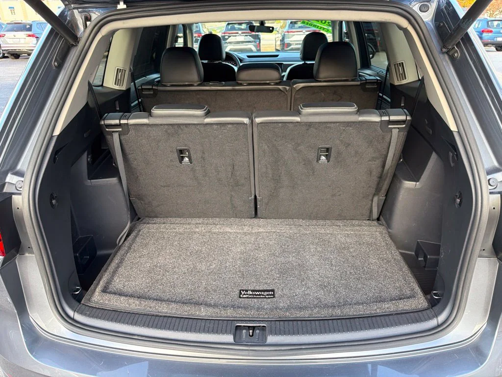 Used 2022 Gray Volkswagen 3.6L V6 SE w/Technology image 25