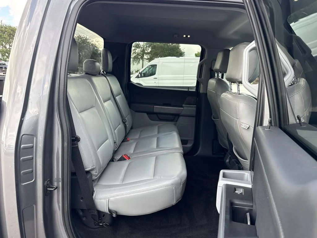 Used 2022 Gray Ford XLT image 29