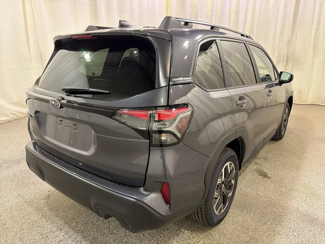 New 2026 Magnetite Gray Metallic Subaru Premium image 8