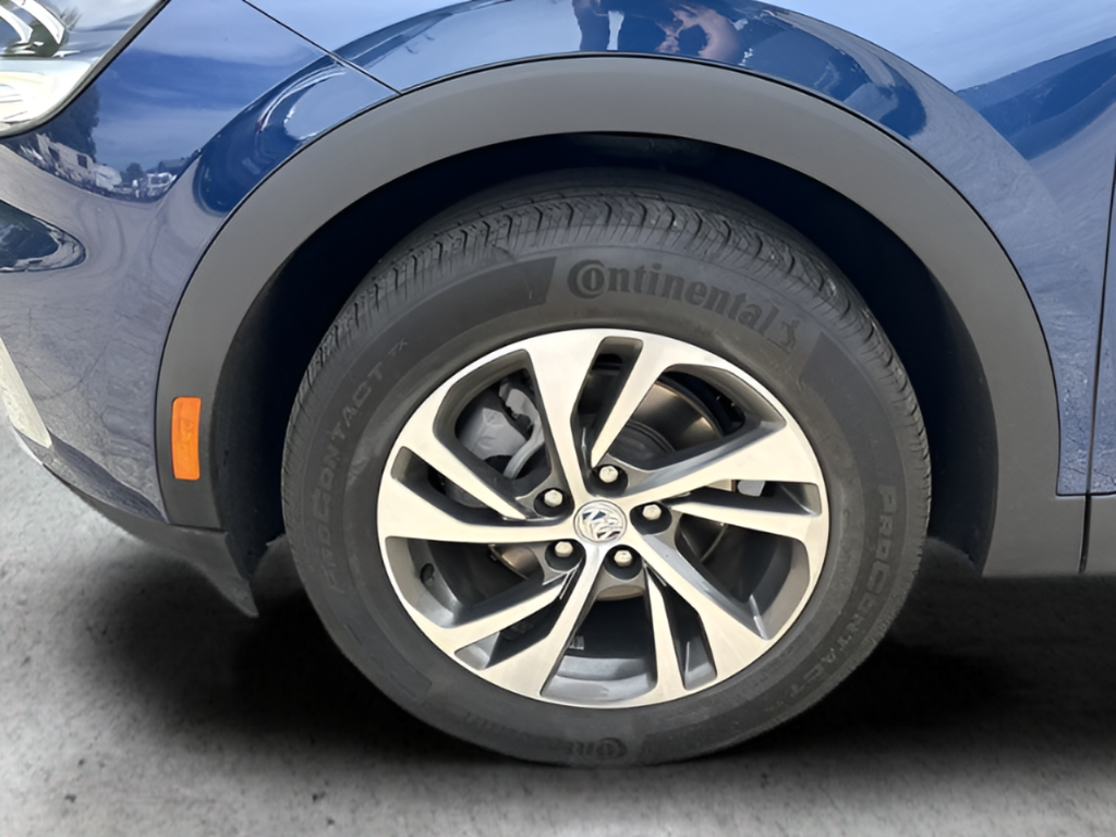 Used 2023 Blue Buick Essence image 23
