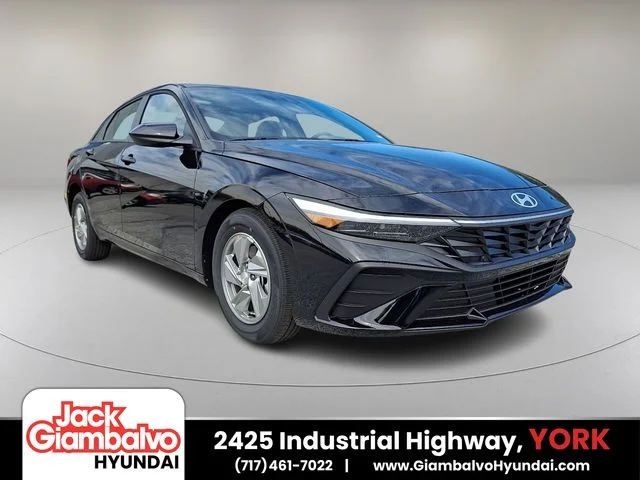 New 2026 Black Hyundai SE image 1