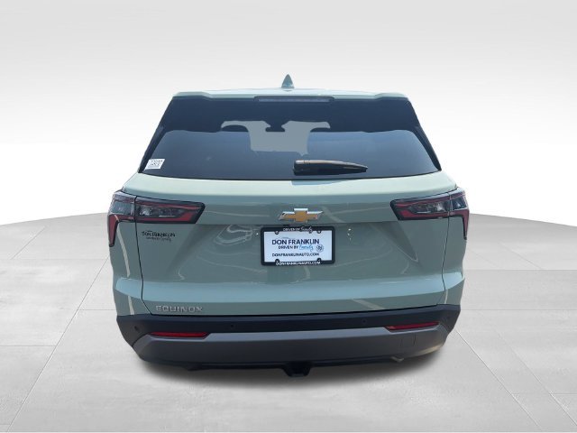 Used 2026 Green Chevrolet LT image 4