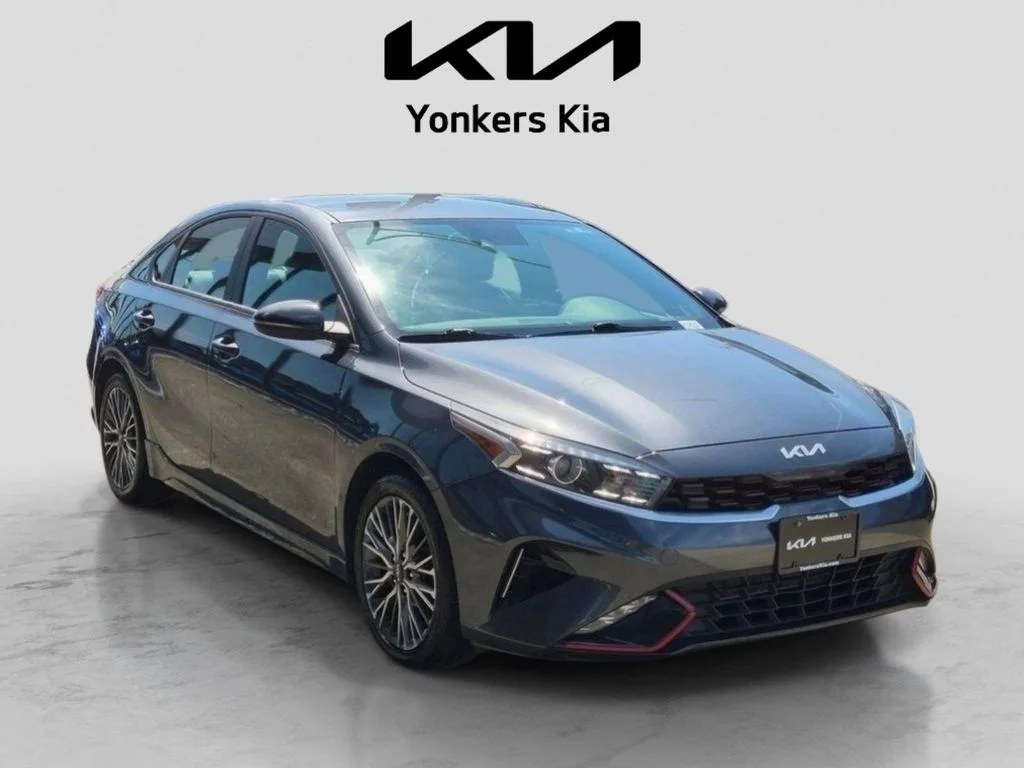 Used 2023 Gray Kia GT-Line image 4