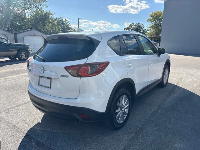 Used 2016 White Mazda Touring image 5