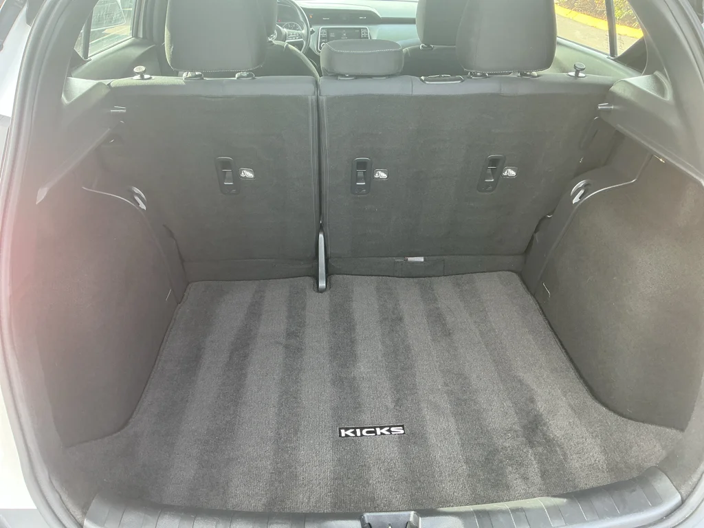 Used 2019 Aspen White Tricoat Nissan SV image 15