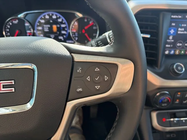 Used 2023 Silver GMC Denali image 20