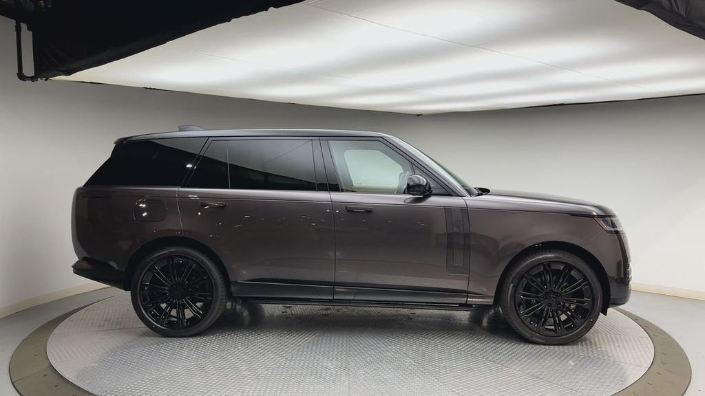New 2026 Charente Grey LAND ROVER SE 7 Seats image 9