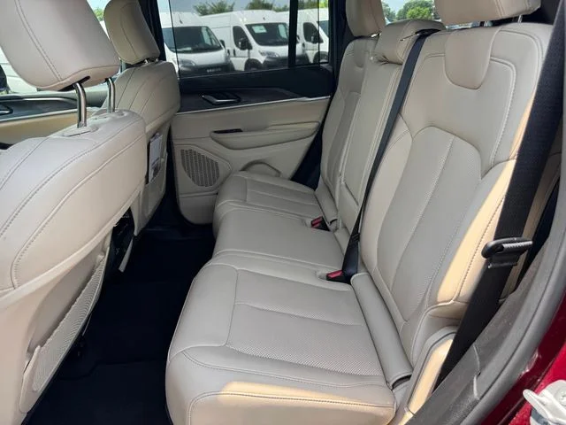 Used 2025 Red Jeep Limited image 20