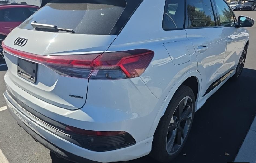 Used 2024 White Audi Prestige image 4