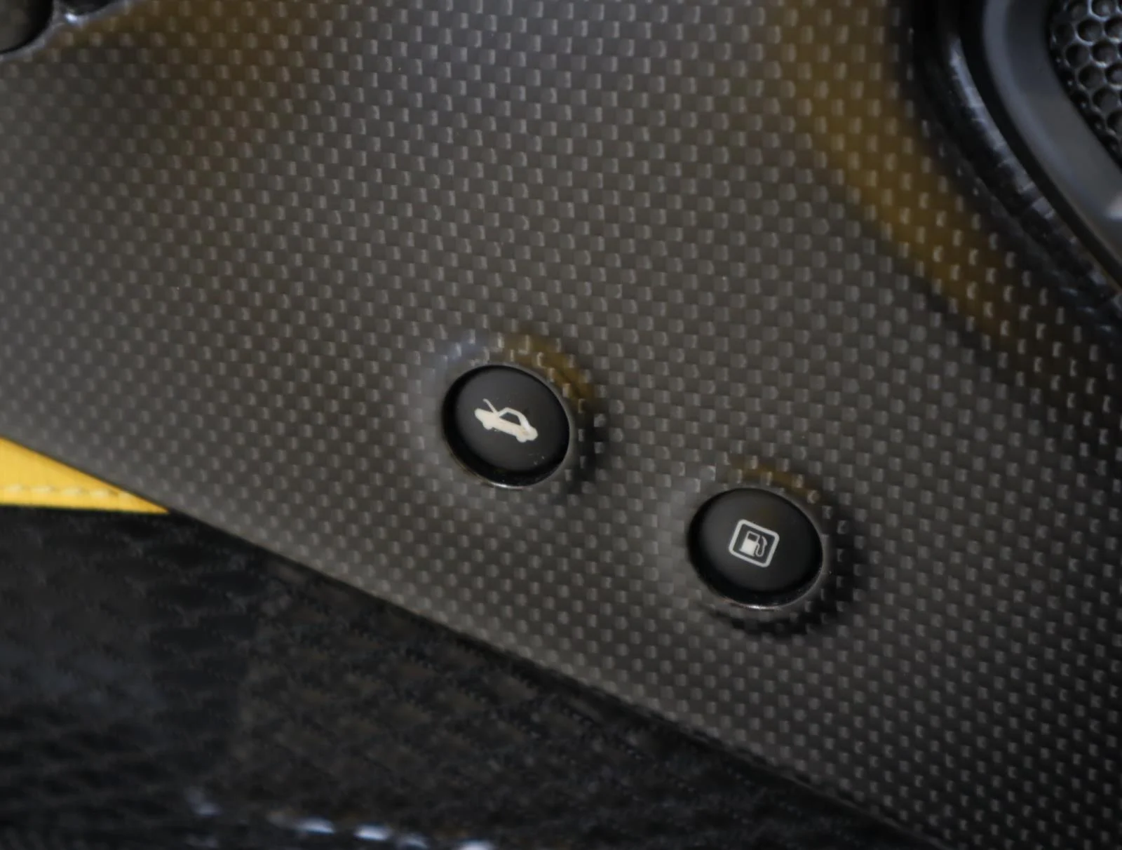 Used 2019 Giallo Modena Ferrari Coupe image 28