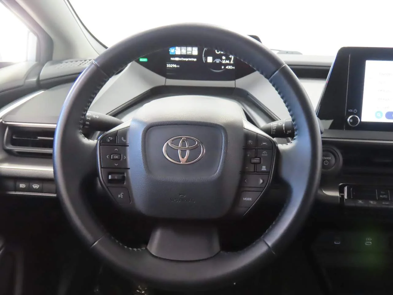 Used 2025 Cutting Edge Toyota LE image 9