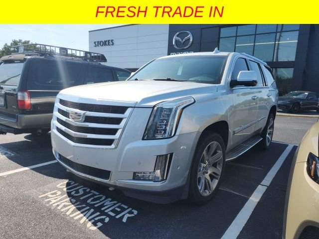 Used 2017 Silver Cadillac Luxury image 1